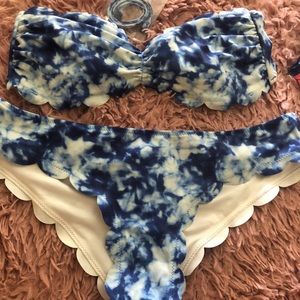 VS Pink scallop blue tie dye bikini